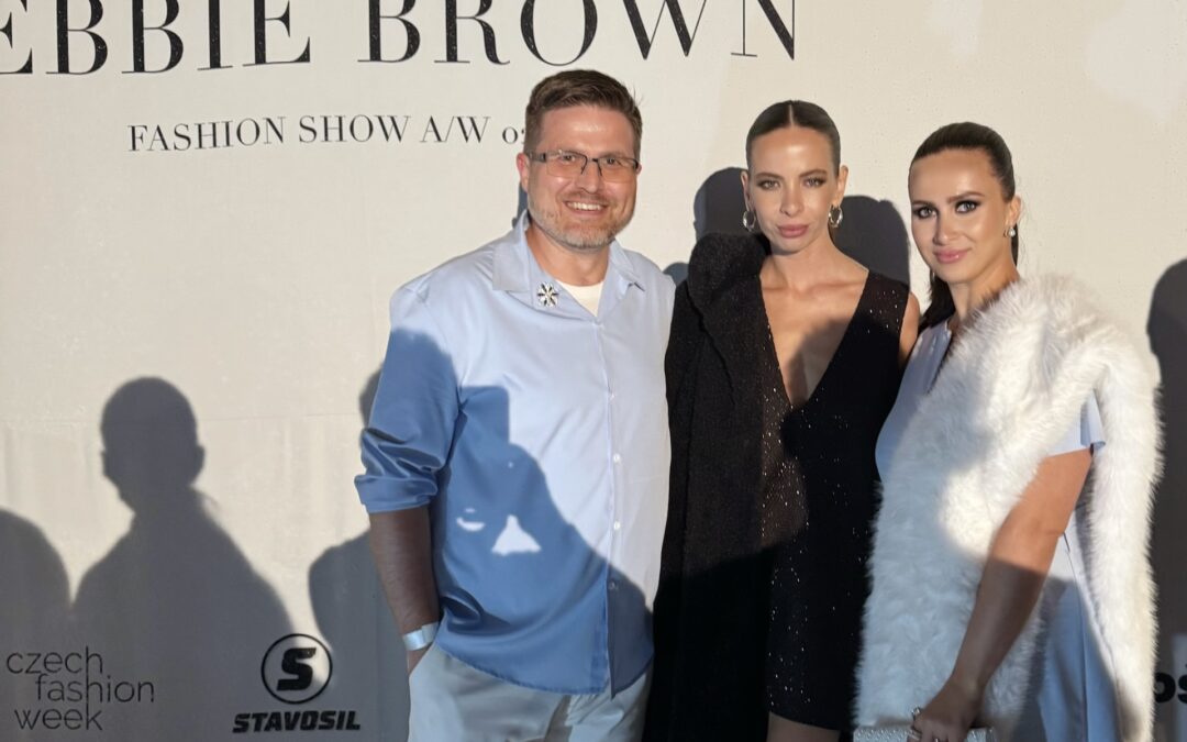 Debbie Brown opět šokovala: Předvedla show, na kterou Karlovy Vary nezapomenou